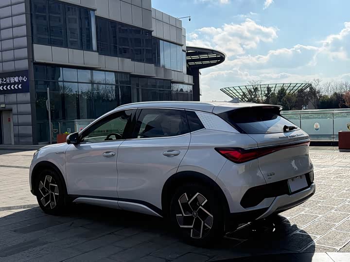 Фото 4 - BYD Yuan Plus