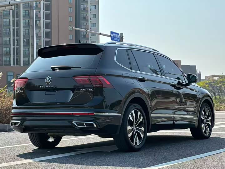 Фото 6 - Volkswagen Tiguan L Pro