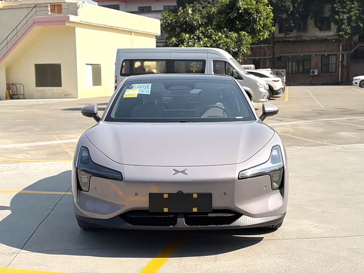 Фото 2 - XPeng Mona M03