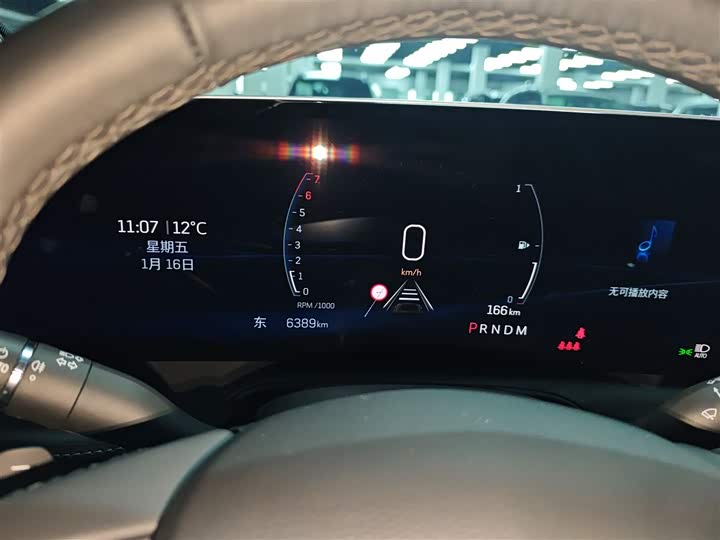 Фото 4 - Cadillac XT4