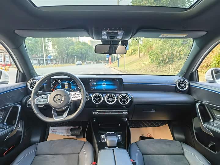 Фото 8 - Mercedes-Benz A-Class