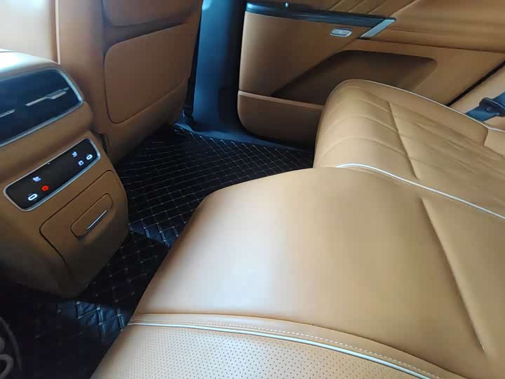 Фото 8 - Dongfeng Yipai eπ 008