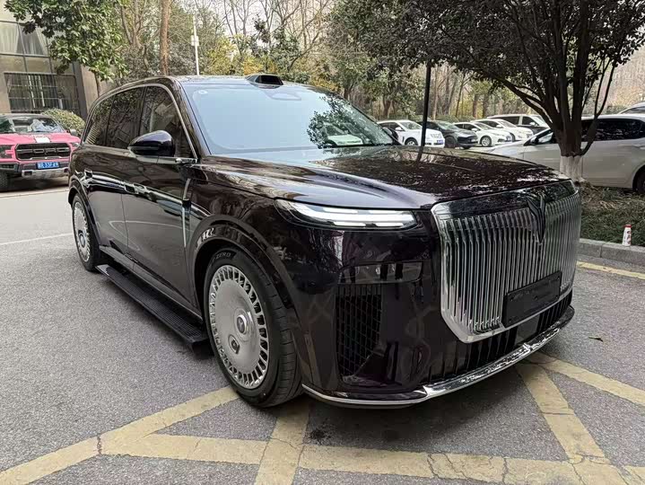 Фото 3 - Voyah Taishan