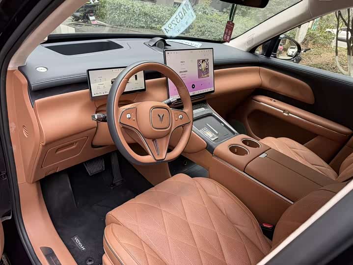 Фото 8 - Voyah Taishan