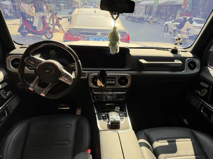 Фото 3 - Mercedes-Benz G-Class