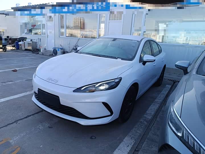 Фото 2 - BYD Seal 05 DM-i Hybrid