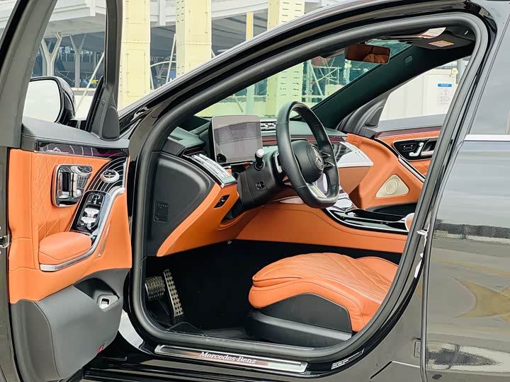 Фото 5 - Mercedes-Benz S-Class