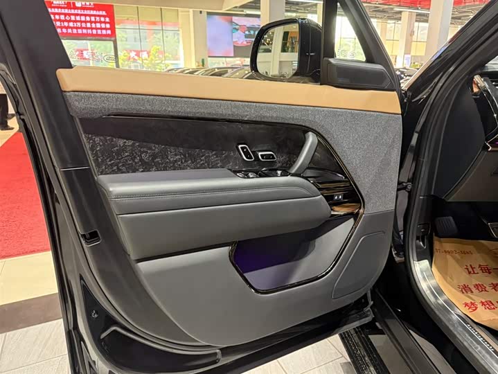 Фото 9 - Land Rover Range Rover Sport