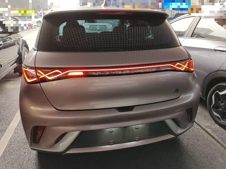 Фото 6 - BYD Dolphin