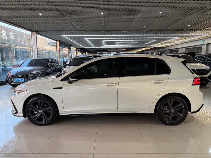 Фото 6 - Volkswagen Golf