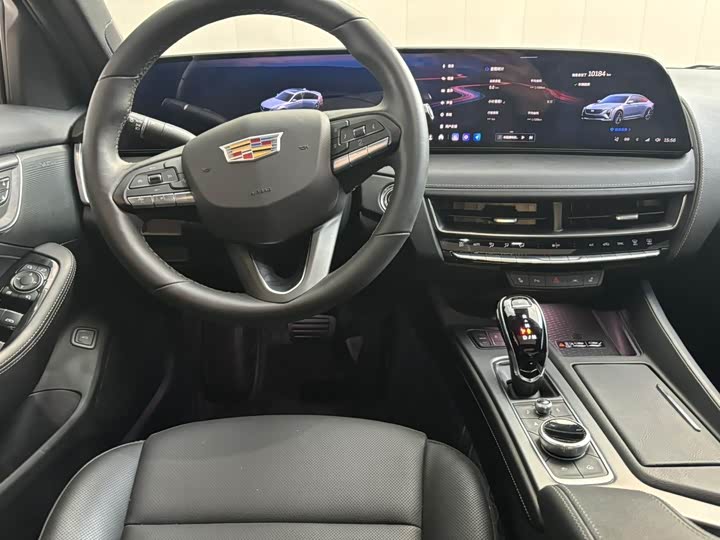 Фото 8 - Cadillac CT5