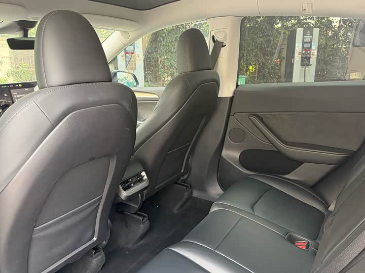 Фото 5 - Tesla Model Y