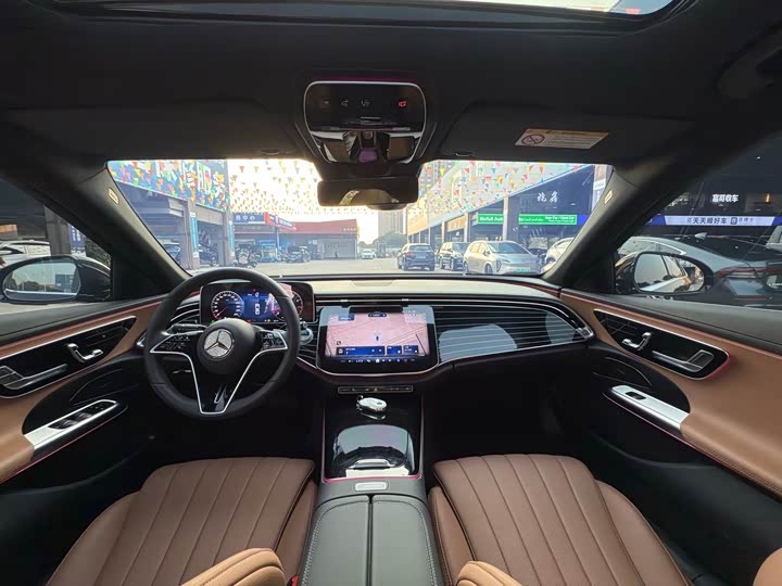 Фото 7 - Mercedes-Benz E-Class