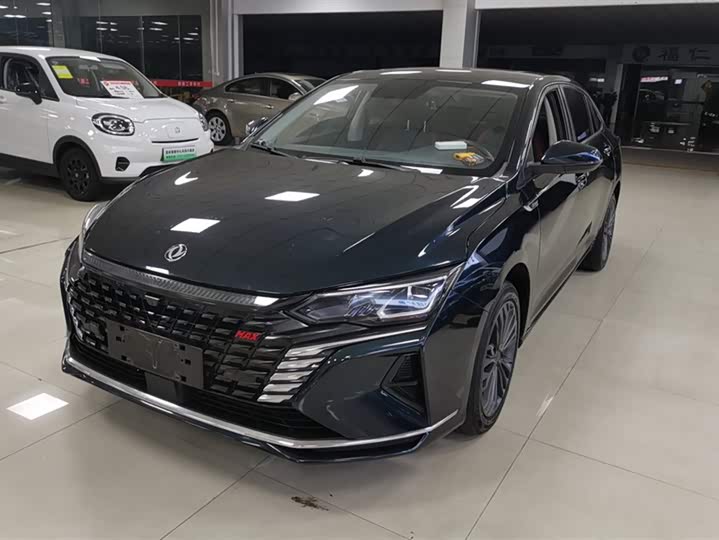 Фото 1 - Dongfeng Aeolus Yixuan Max