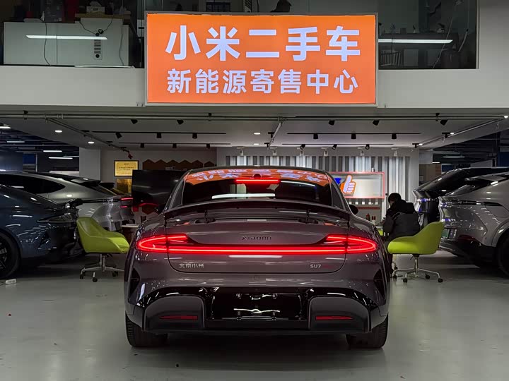 Фото 7 - Xiaomi SU7