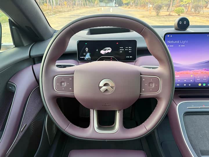 Фото 8 - Nio ET5T