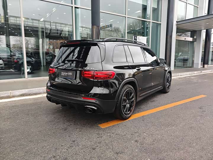 Фото 3 - Mercedes-Benz GLB-Class AMG