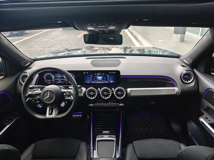 Фото 5 - Mercedes-Benz GLB-Class AMG