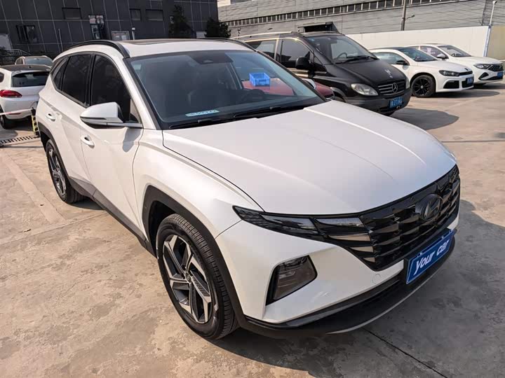 Фото 3 - Hyundai Tucson L