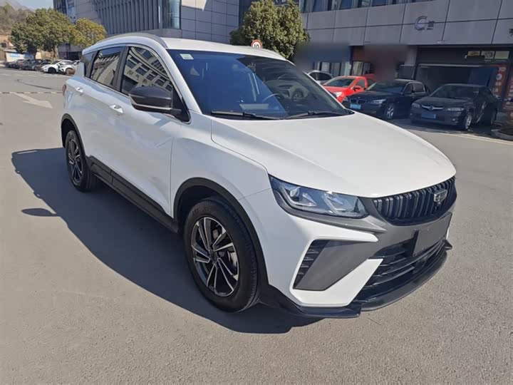 Фото 6 - Geely Coolray