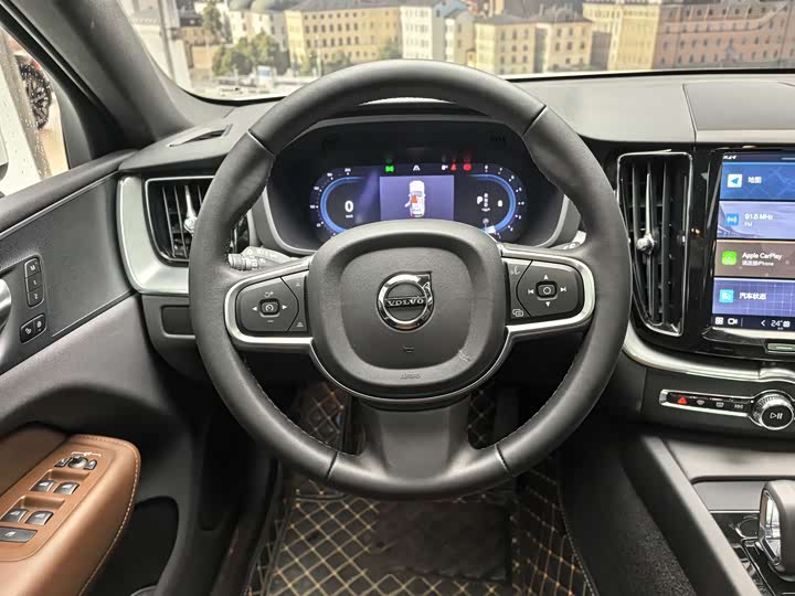Фото 5 - Volvo XC60