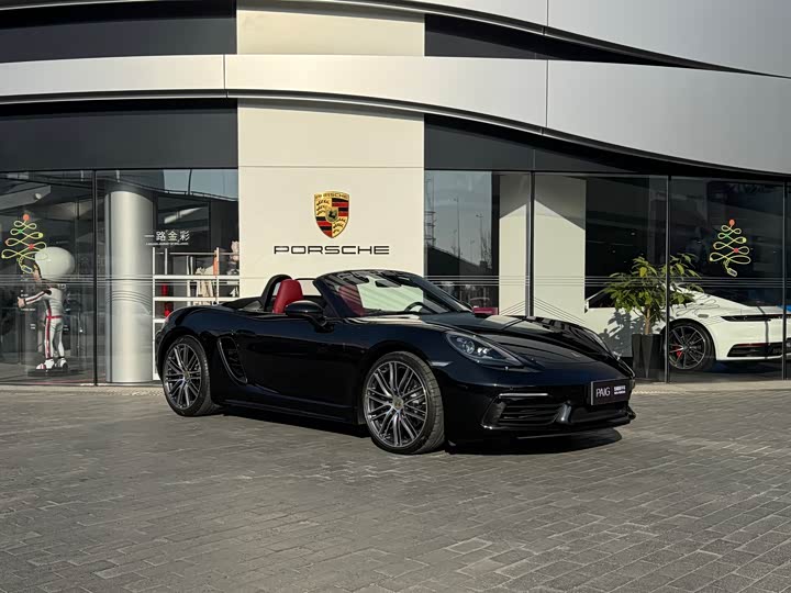 Фото 3 - Porsche 718