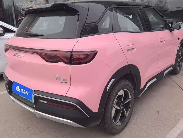 Фото 3 - BYD Yuan Up