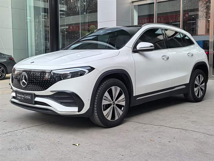 Фото 1 - Mercedes-Benz EQA