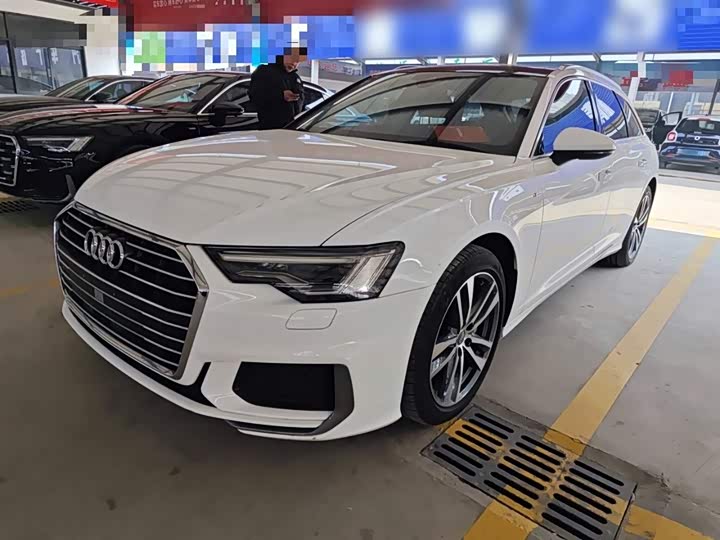 Фото 1 - Audi A6