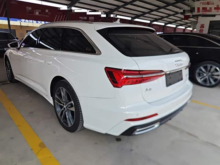 Фото 5 - Audi A6