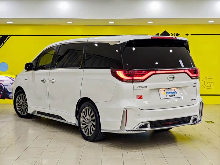 Фото 4 - GAC Trumpchi M8