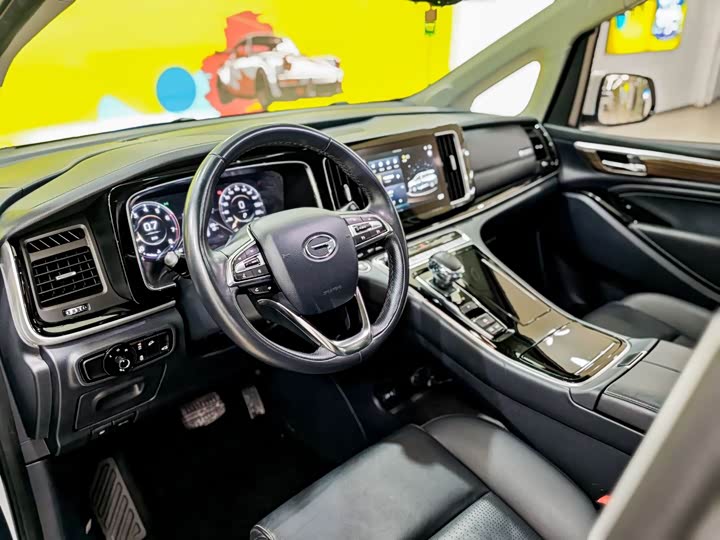 Фото 9 - GAC Trumpchi M8