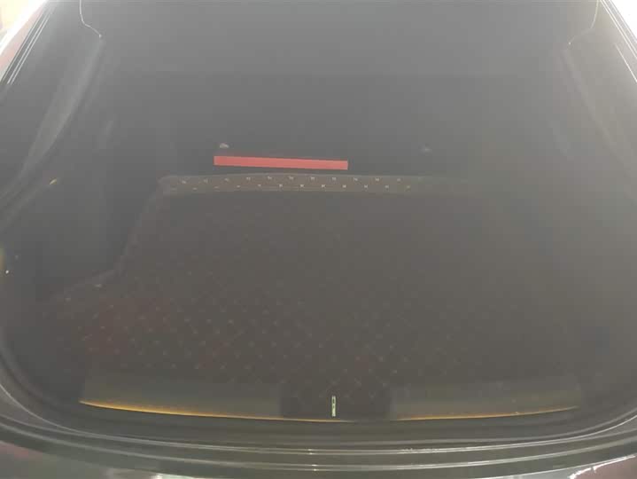 Фото 4 - Changan UNI-V