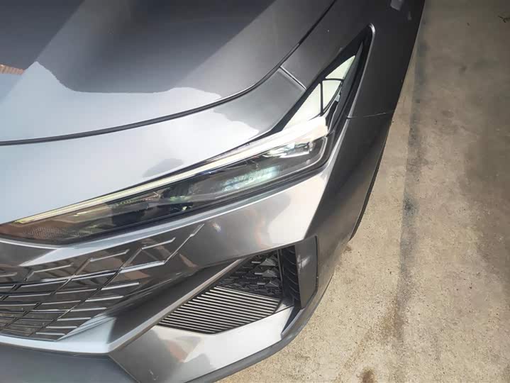 Фото 5 - Changan UNI-V