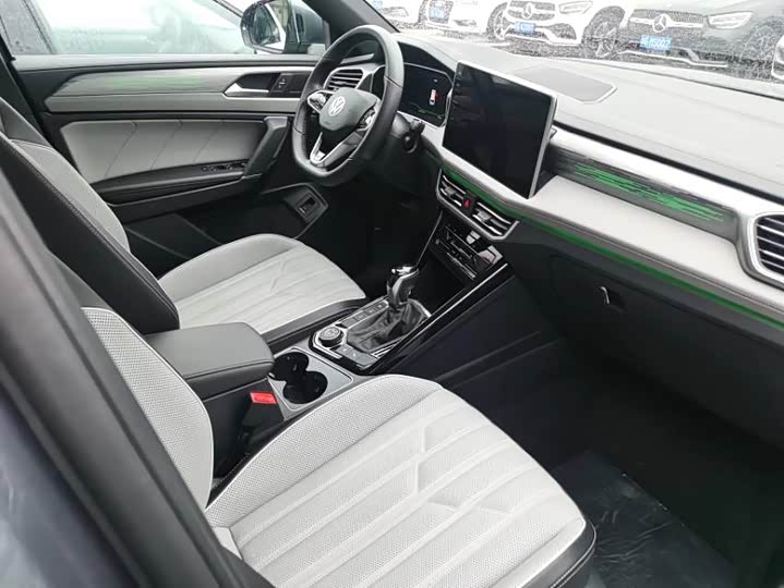 Фото 8 - Volkswagen Tayron