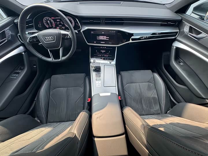 Фото 6 - Audi A6L