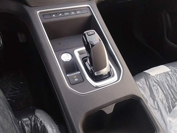 Фото 6 - Dongfeng Aeolus E70