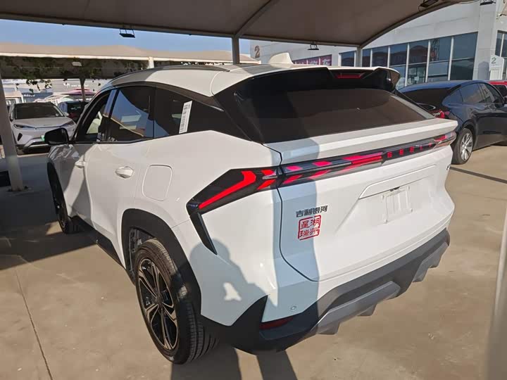 Фото 5 - Geely Galaxy L7