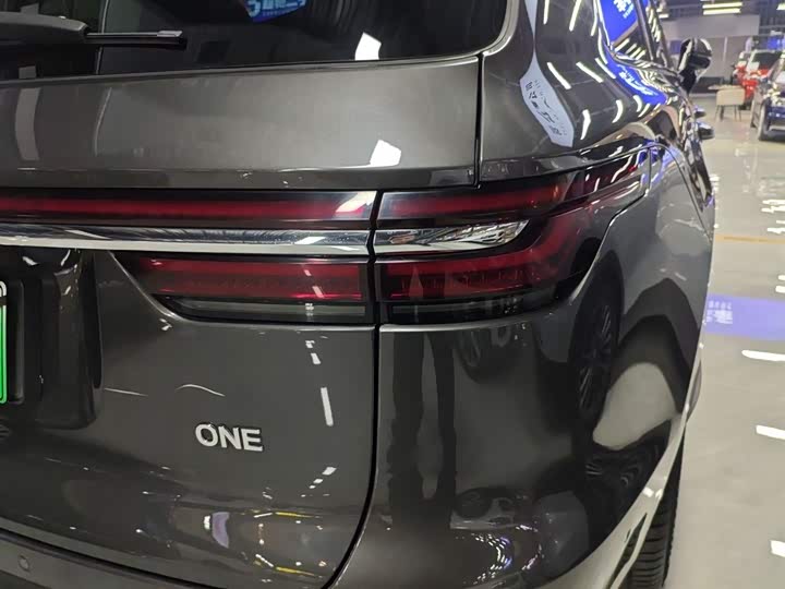 Фото 8 - LiXiang One