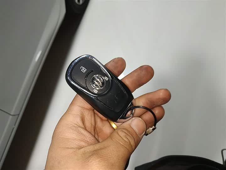 Фото 9 - Buick GL6