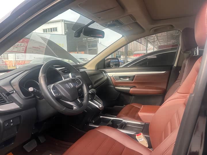 Фото 9 - Honda CR-V