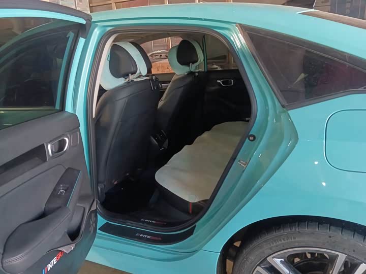 Фото 7 - Honda Integra