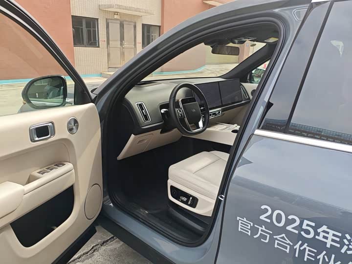 Фото 5 - LiXiang L8