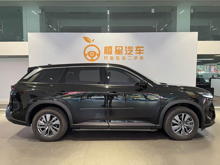 Фото 4 - Nissan Pathfinder