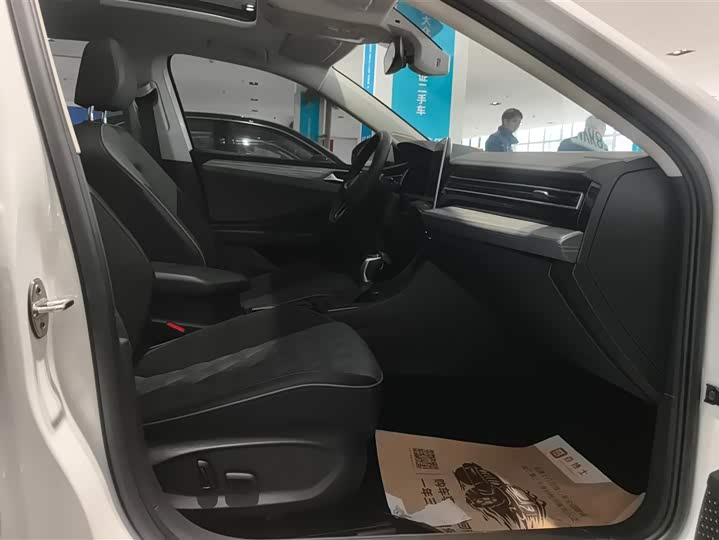 Фото 7 - Volkswagen Sagitar L