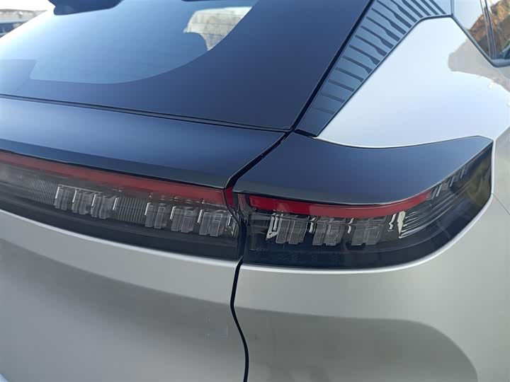 Фото 8 - Dongfeng Aeolus L7