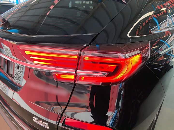 Фото 8 - Honda Avancier