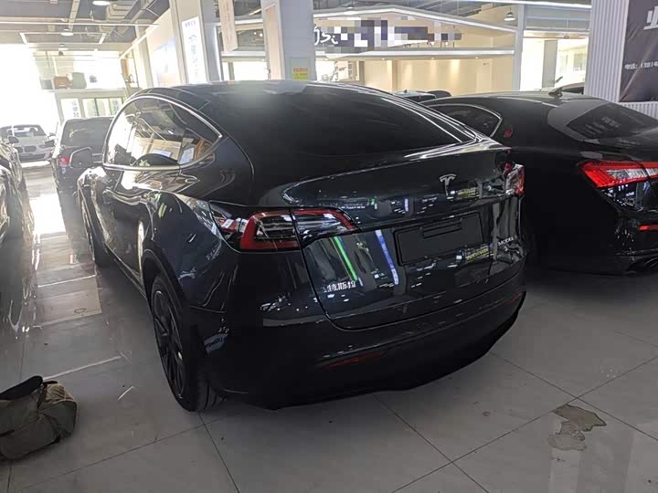 Фото 5 - Tesla Model Y