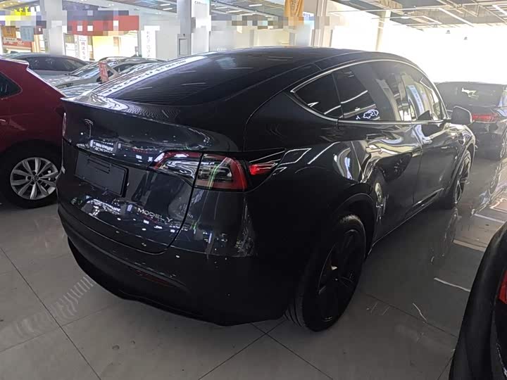 Фото 7 - Tesla Model Y