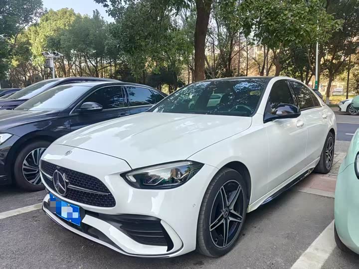 Фото 1 - Mercedes-Benz C-Class